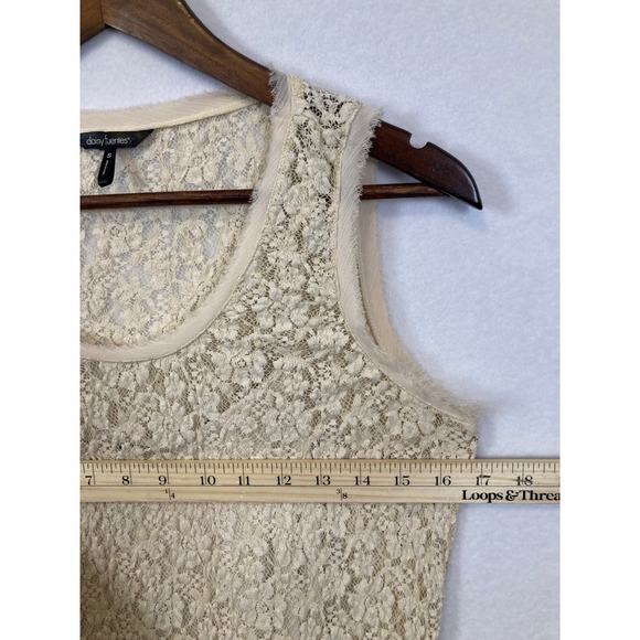 Daisy Fuentes Lace Sheath Dress Pearl Tank Style Size S - Picture 8 of 10